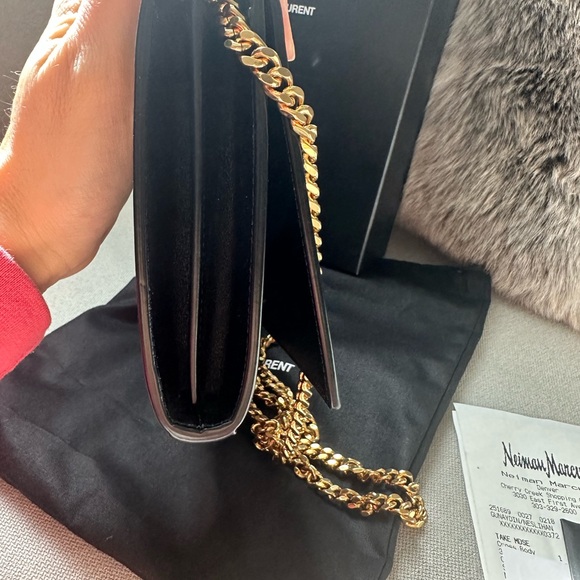 Classic Glossy Leather Chain Crossbody Bag🚨 - Picture 10 of 15